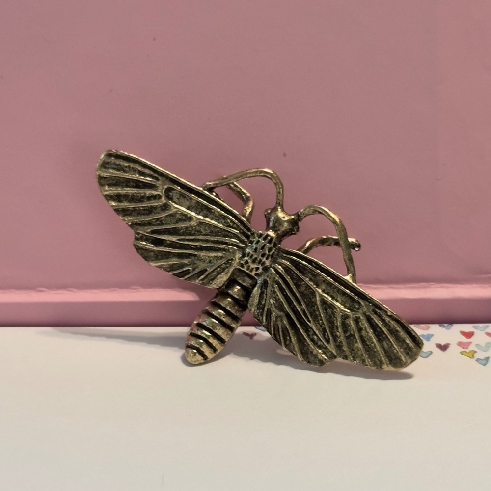 BG18 Moth Figurine Brass Tone Insect Sculpture Vintage Style Small Decor Art